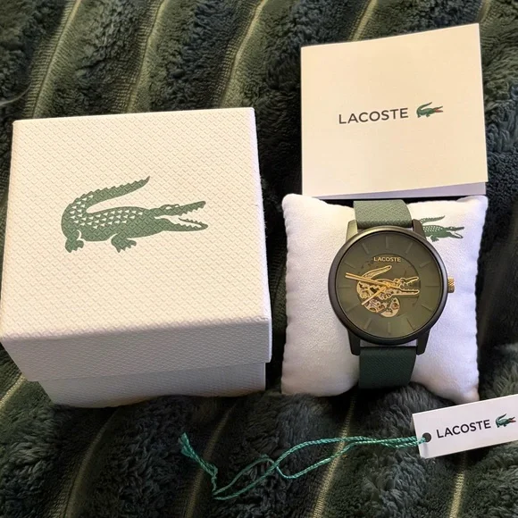 Lacoste Men's Watch with Green and Gold Accents - Picture 4 of 4